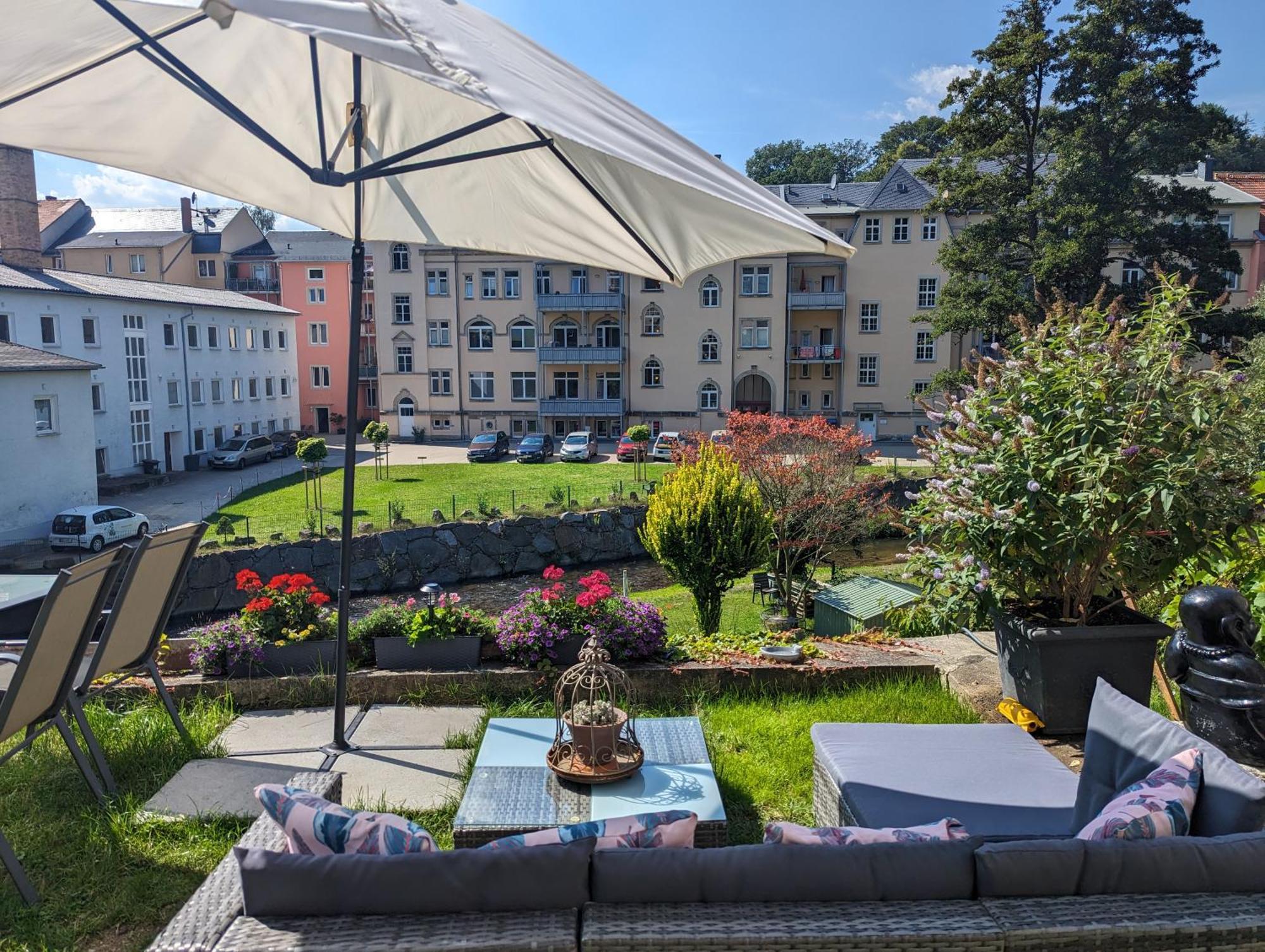 Hw3 - Urlaubsmagie - Helle, Grosse Wohnung Mit Pool Sebnitz Kültér fotó