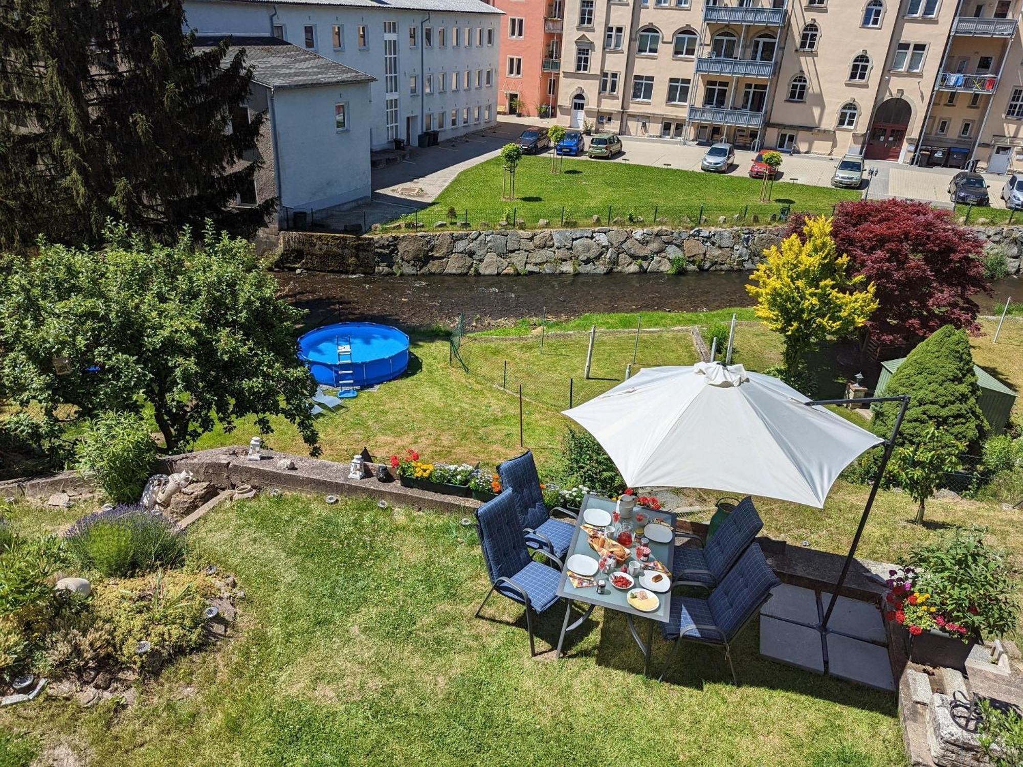 Hw3 - Urlaubsmagie - Helle, Grosse Wohnung Mit Pool Sebnitz Kültér fotó